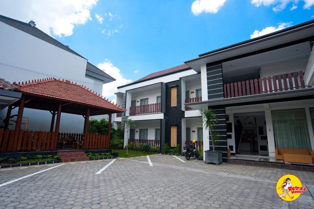 Retra'S Hostel Kejayan Exterior photo